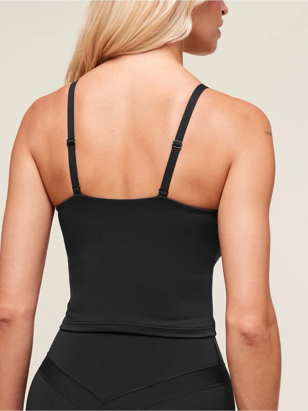 Gymshark TRAINING CAMI TANK WITH SHELF, SZ XS, Black - Picture 4 of 4